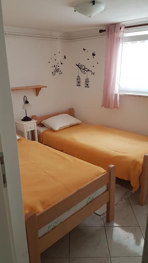 Apartment Branka Labin  Bagian luar foto